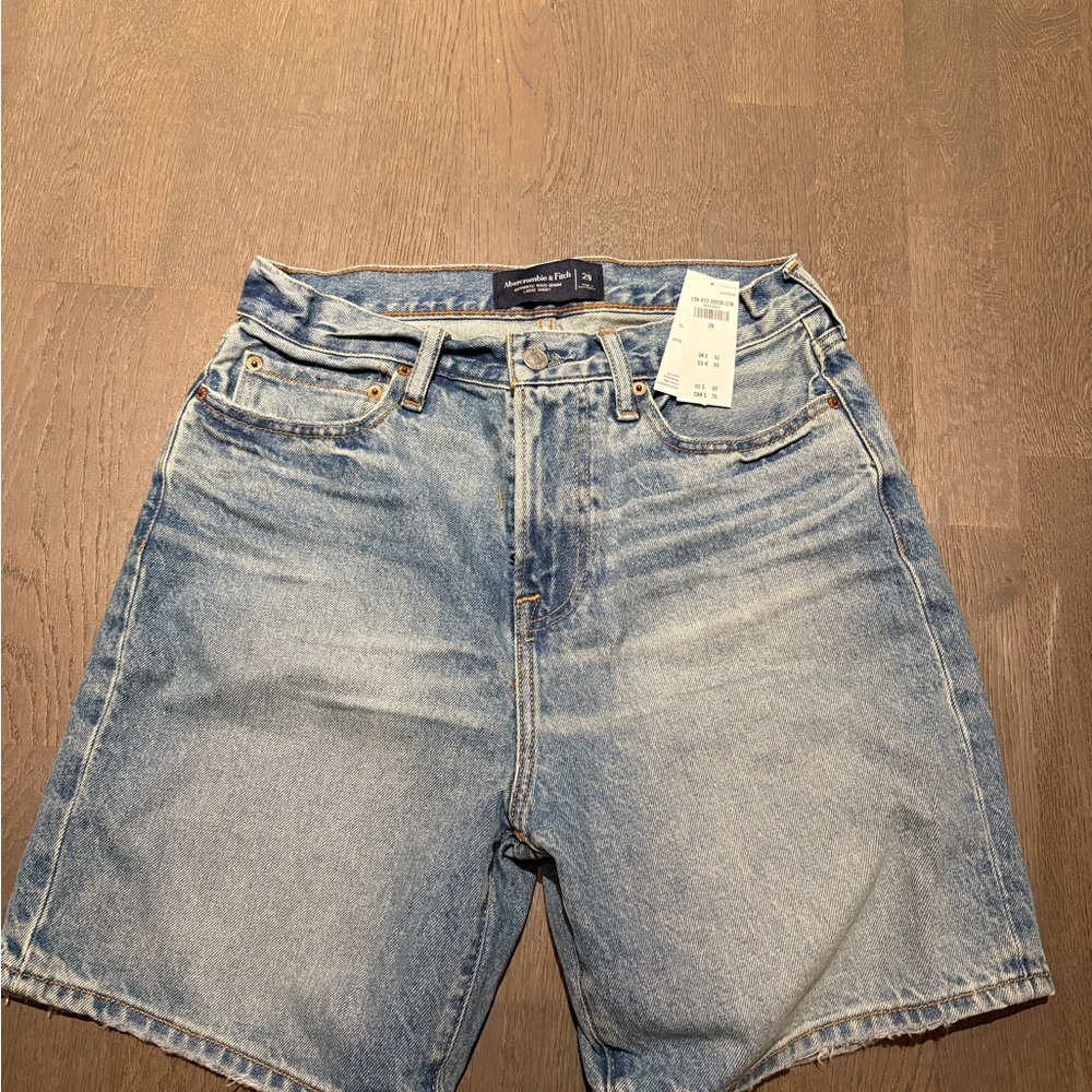 Abercrombie & Fitch Loose Denim Shorts